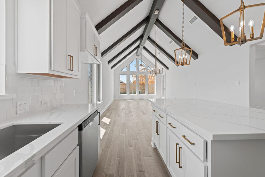 Representative image. Features, specifications, selections and colors may vary. Representative image. Features, specifications, selections and colors may vary.