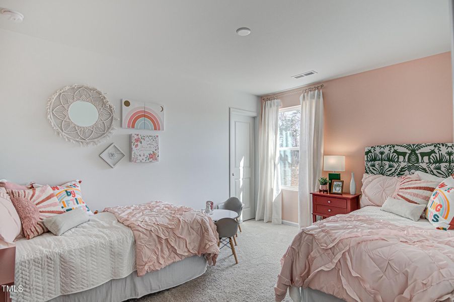 27 Secondary Bedroom - Russell