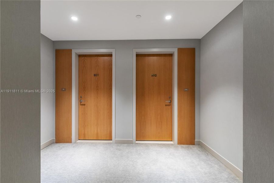 Spacious, unfurnished interior of a new home in Five Park, Miami Beach (Image 21). Spacious, unfurnished interior of a new home in Five Park, Miami Beach (Image 21).