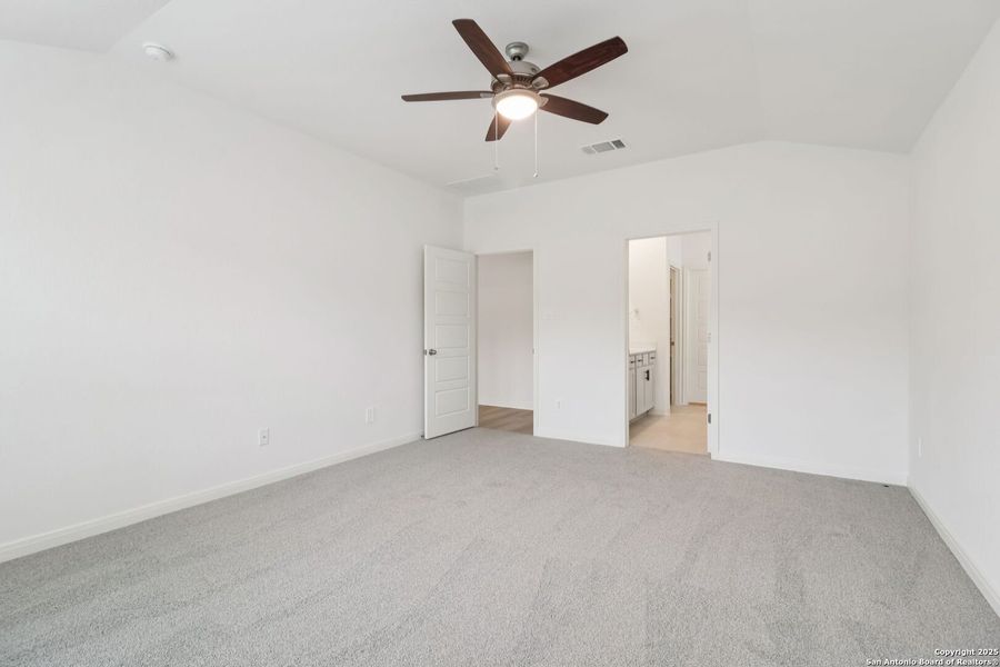Spacious, unfurnished interior of a new home in , San Antonio (Image 16). Spacious, unfurnished interior of a new home in , San Antonio (Image 16).