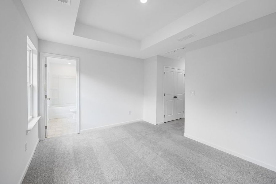 Spacious, unfurnished interior of a new home in Chandler Run, Tucker (Image 19).