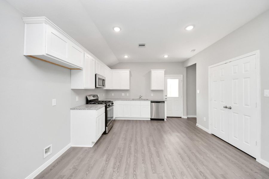 Image 20 of a home in .