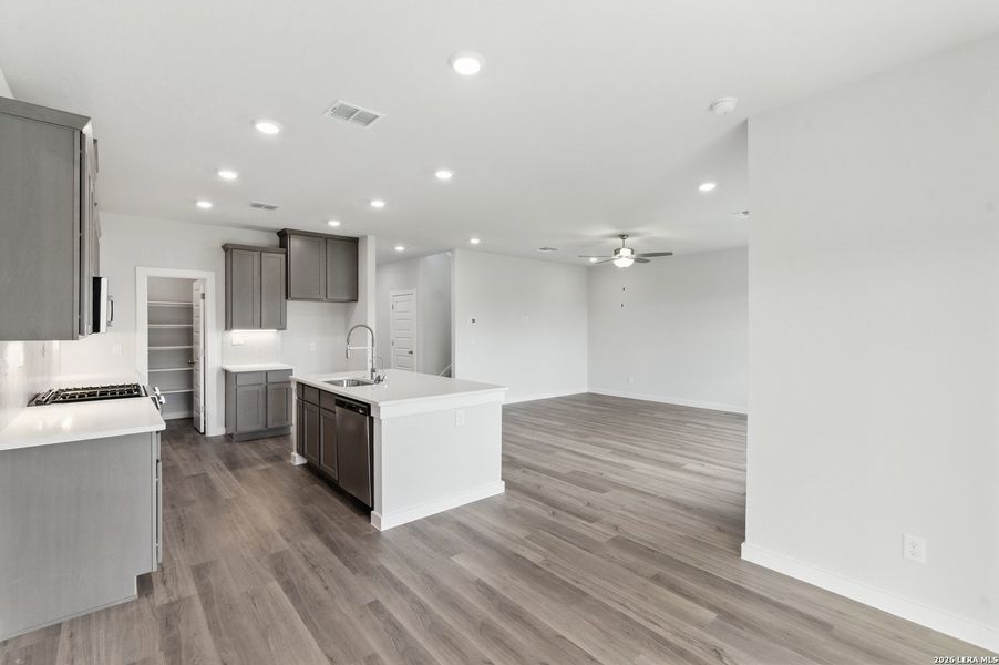 Furnished interior view inside a new home in Weltner Farms 50’s, New Braunfels (Image 8).