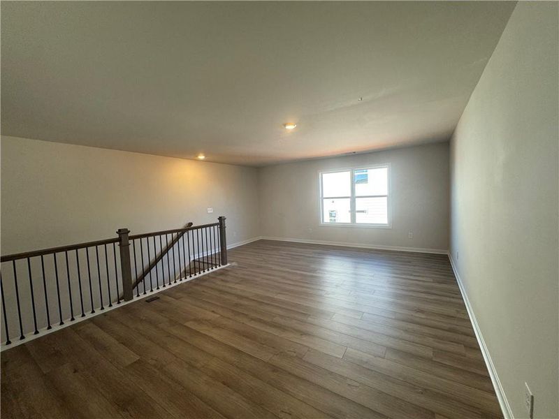 Spacious, unfurnished interior of a new home in Rosewood Lake Preserve, Hoschton (Image 25).