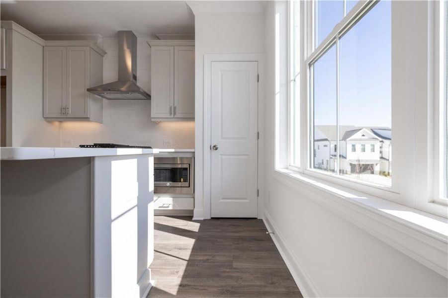 Furnished interior view inside a new home in Millcroft Townhomes, Buford (Image 14). Furnished interior view inside a new home in Millcroft Townhomes, Buford (Image 14).