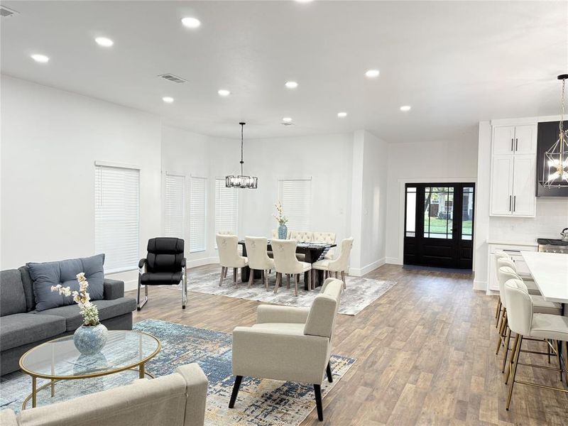 Furnished interior view inside a new home in , Dallas (Image 14). Furnished interior view inside a new home in , Dallas (Image 14).