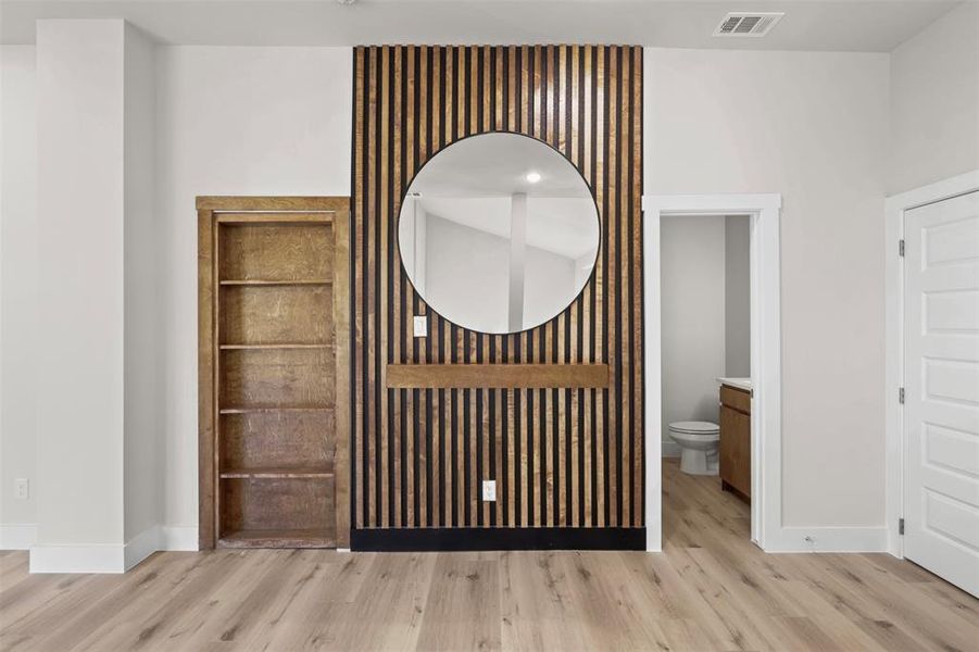 Interior details featuring hardwood / wood-style floors