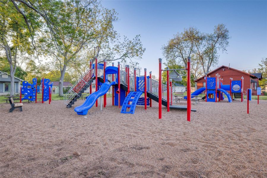 Community amenities in Wharton Lakes, Wharton (Image 13). Community amenities in Wharton Lakes, Wharton (Image 13).