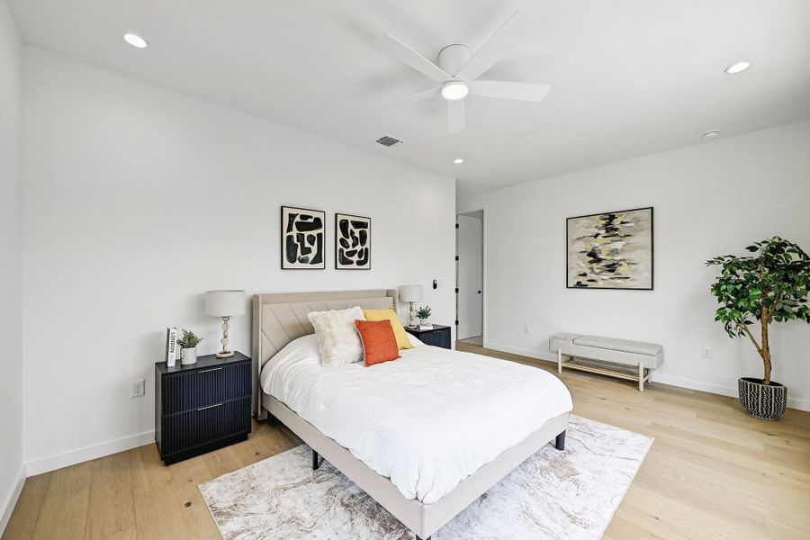 Furnished interior view inside a new home in , Austin (Image 16).