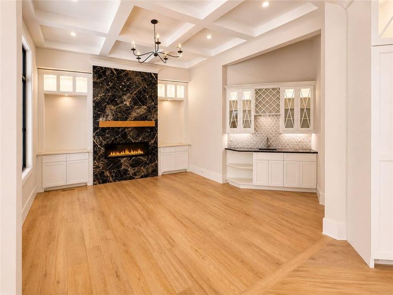 Spacious, unfurnished interior of a new home in , Alpharetta (Image 30).