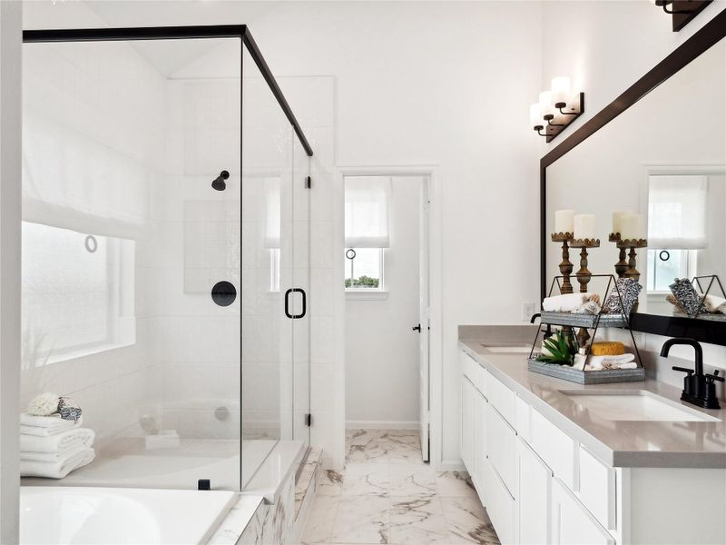 Luxurious primary bath
