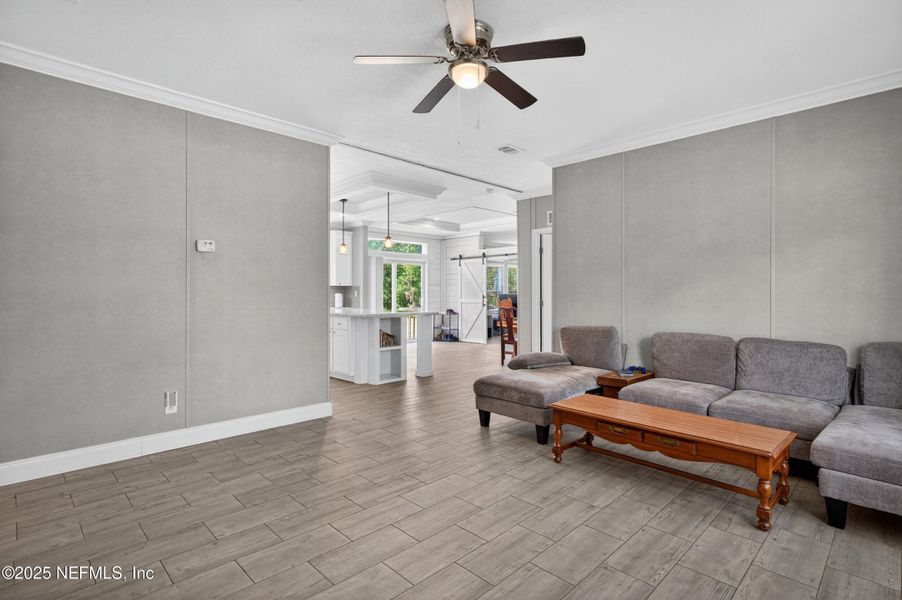 Furnished interior view inside a new home in , Middleburg (Image 21).
