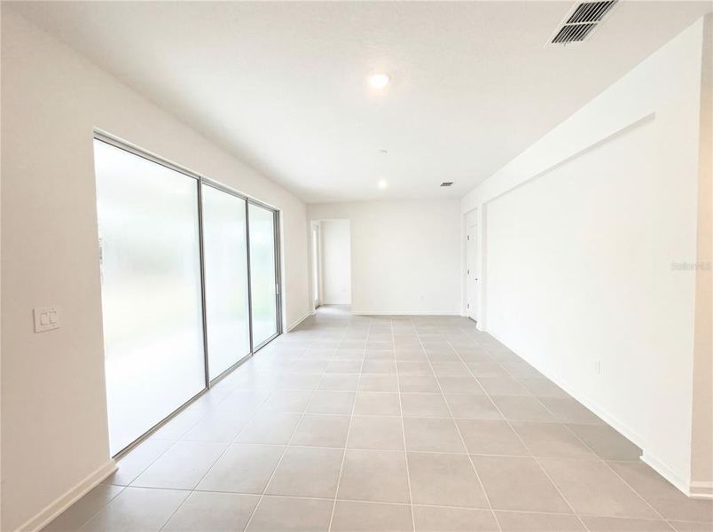 Spacious, unfurnished interior of a new home in Rivington, Debary (Image 17).
