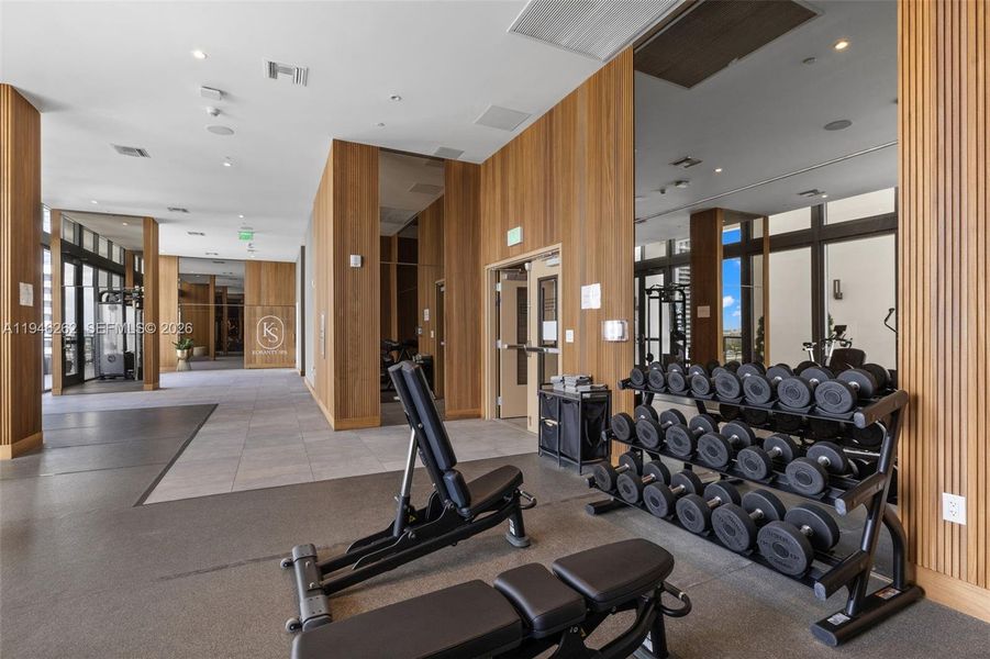 Community amenities in , Miami (Image 63).