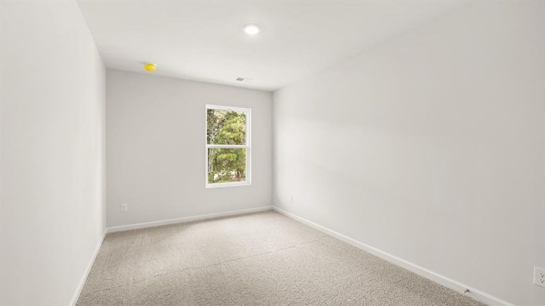 Spacious, unfurnished interior of a new home in Roseleigh Park, Douglasville (Image 28).