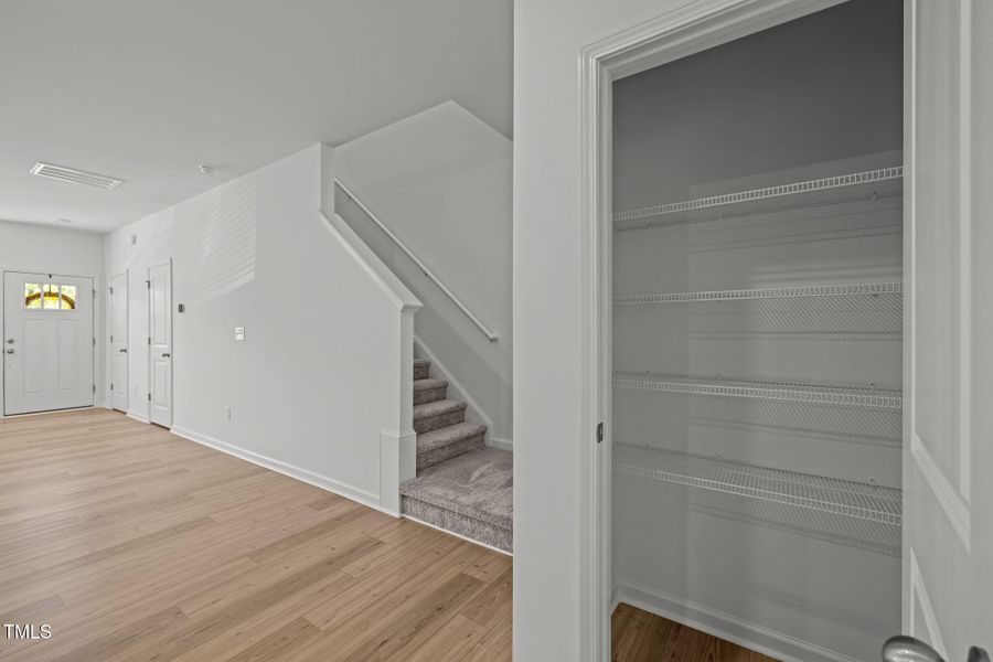 15-web-or-mls-5Z8A2320 15-web-or-mls-5Z8A2320