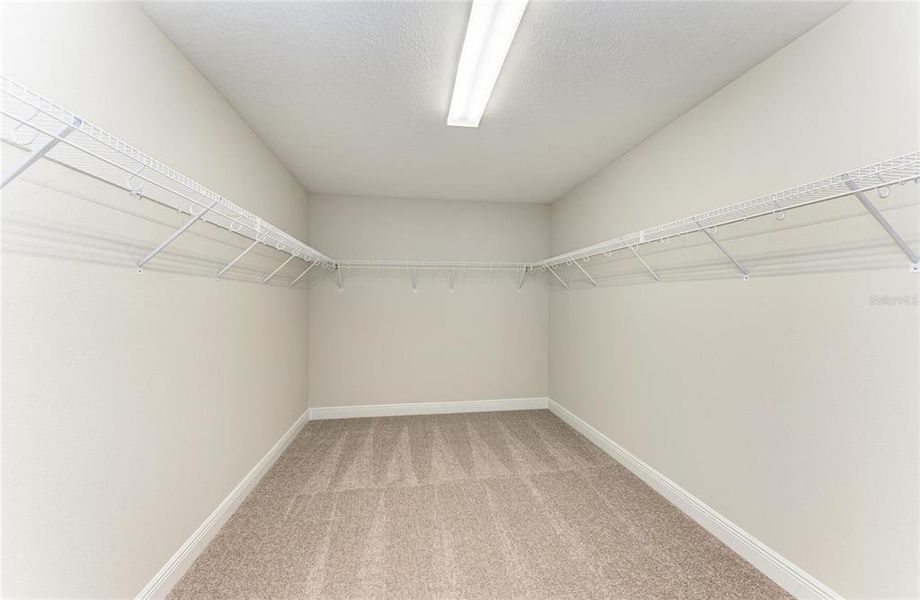 Spacious, unfurnished interior of a new home in Mirada, San Antonio (Image 35).