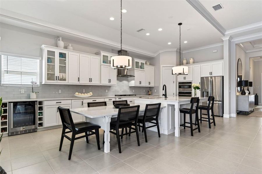 Furnished interior view inside a new home in , Venice (Image 42).