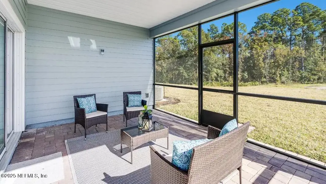 Exterior details and patio area of a home in , Green Cove Springs (Image 3).