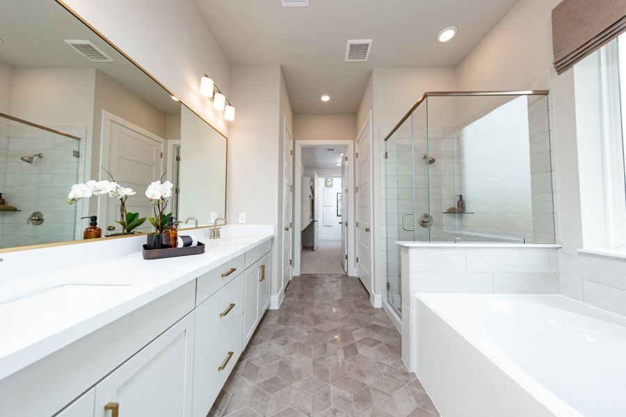 Representative furnished interior of a home built from the Somerset by Beazer Homes in Bridgeland: Premier Collection, Cypress (Image 8).