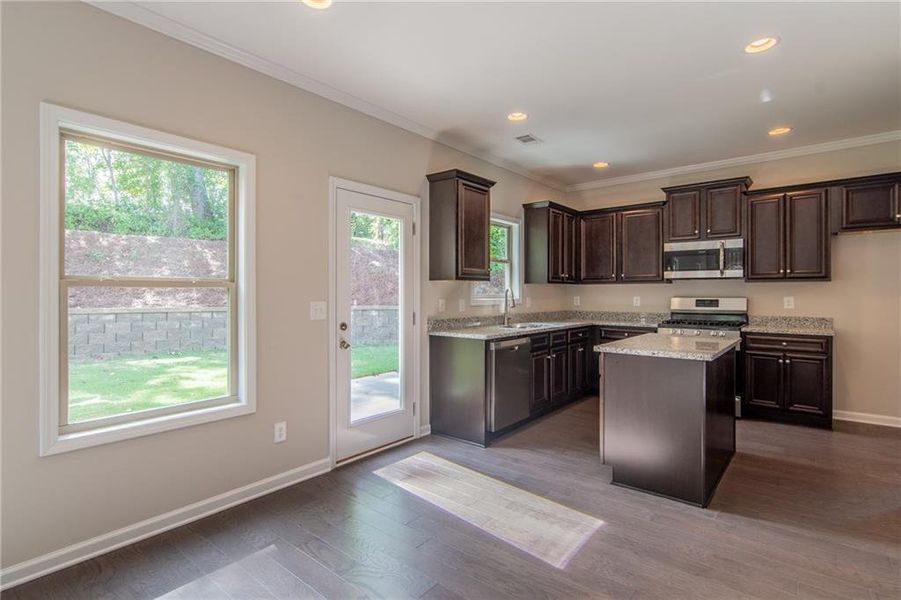 Furnished interior view inside a new home in Benson Estates, Dallas (Image 5).