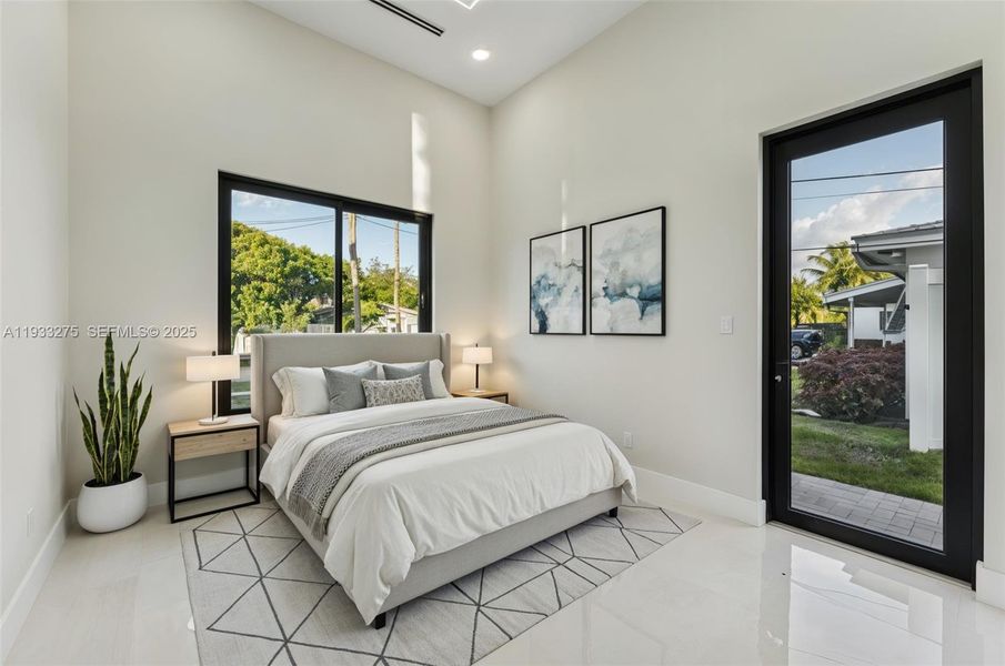 Furnished interior view inside a new home in , Deerfield Beach (Image 14).