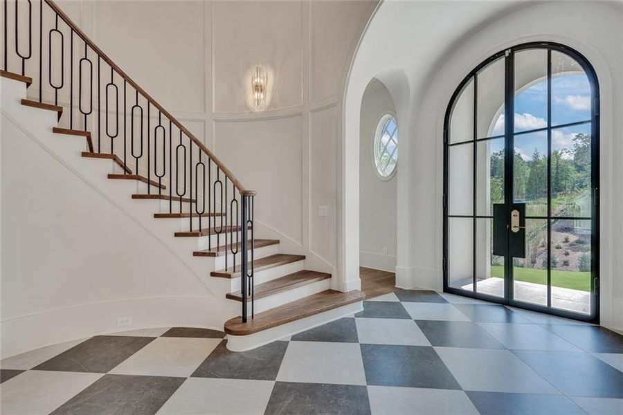 Spacious, unfurnished interior of a new home in , Alpharetta (Image 25).