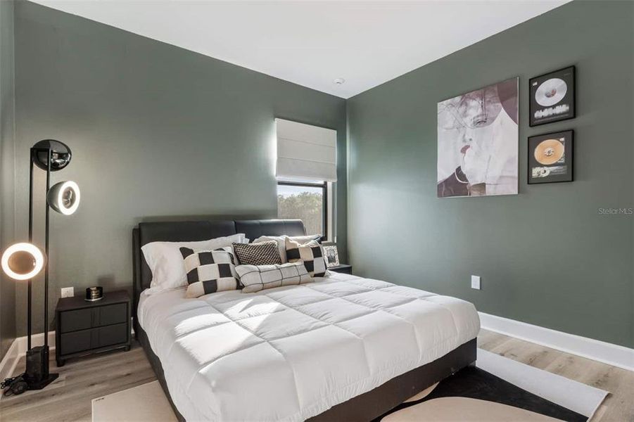 Furnished interior view inside a new home in , Kissimmee (Image 64).