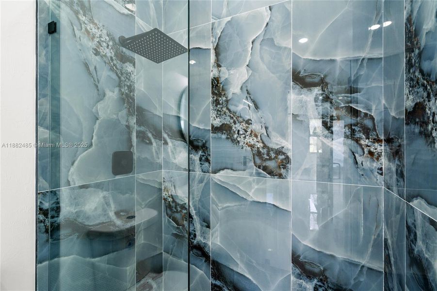 Image 52 of a home in .