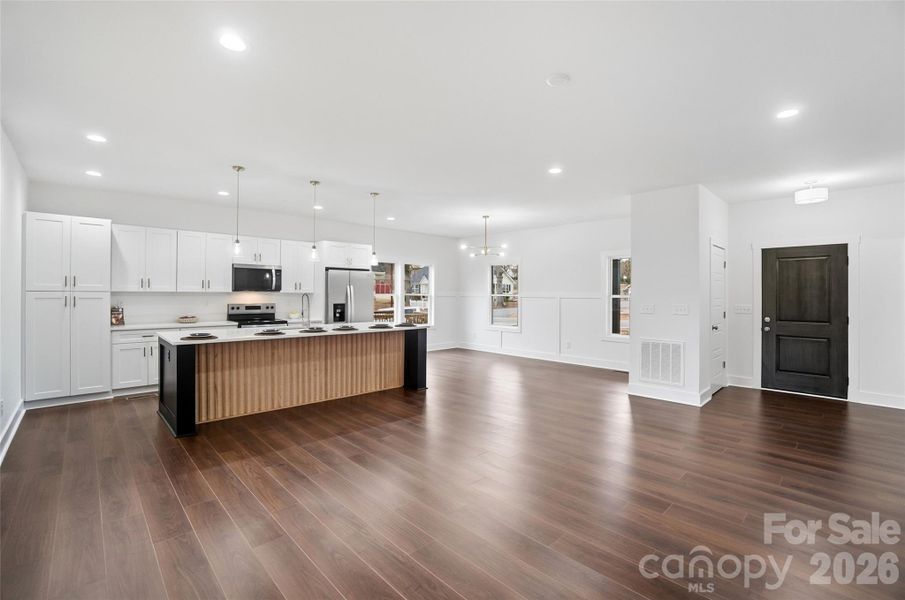 Furnished interior view inside a new home in , Kannapolis (Image 8).