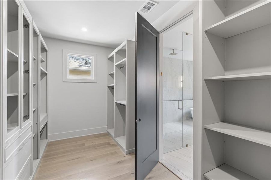 Furnished interior view inside a new home in , Atlanta (Image 15).