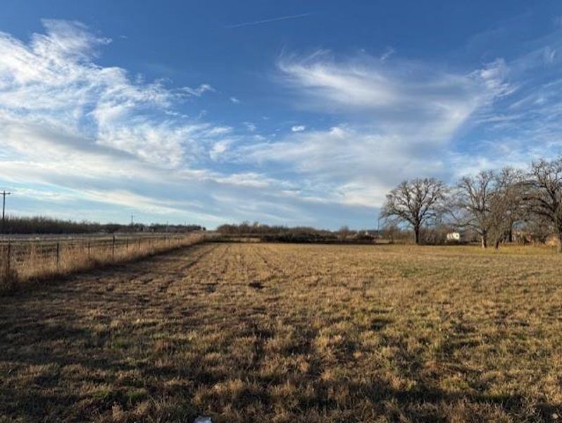 Natural landscape and outdoor views near in May (Image 22). Natural landscape and outdoor views near in May (Image 22).