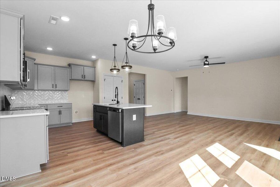 14-104 Hudson Vlg Dr-14