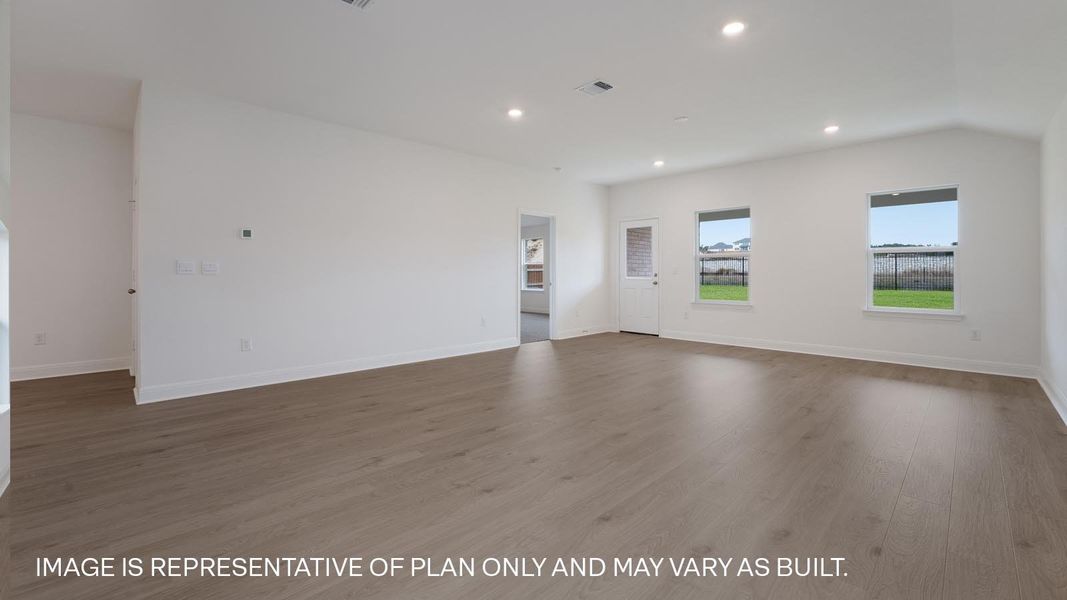 Spacious, unfurnished interior of a new home in Riverview, Georgetown (Image 10).