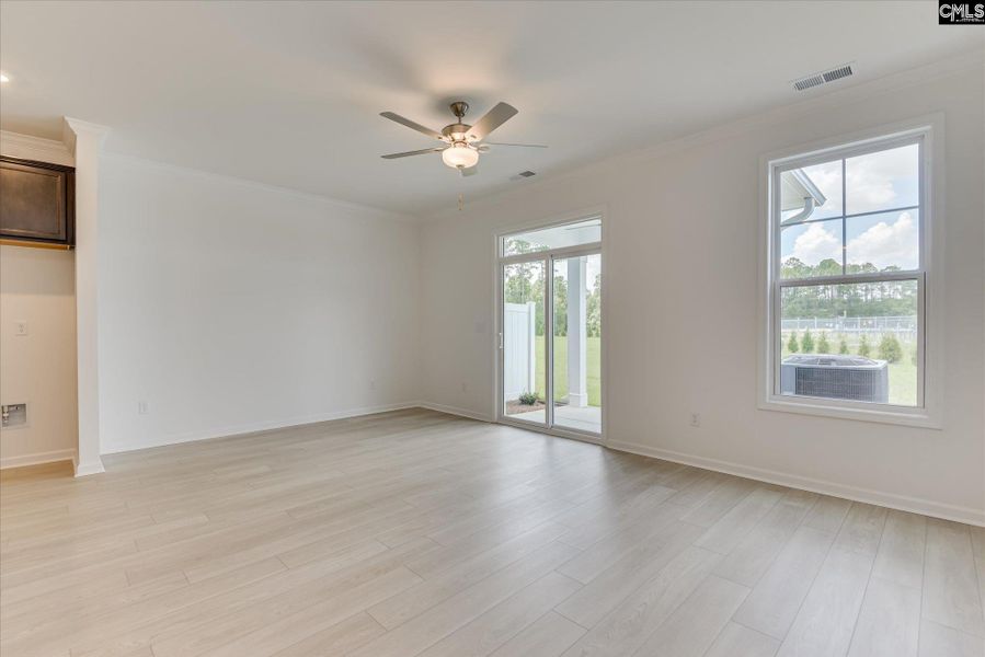 Spacious, unfurnished interior of a new home in Walker’s Trail, Lexington (Image 26).
