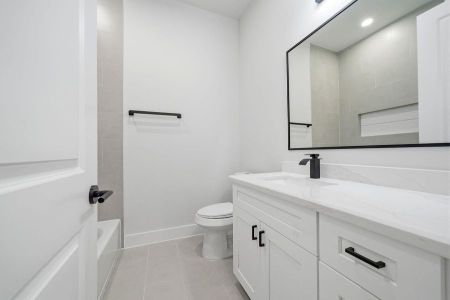 Furnished interior view inside a new home in , Houston (Image 9).