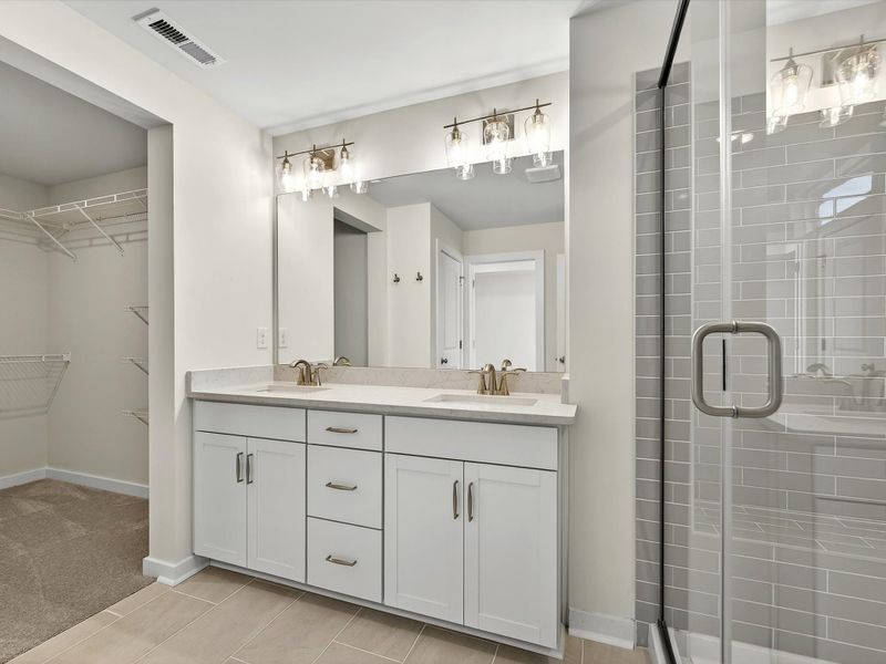 Owner's Bath Owner's Bath