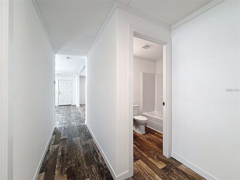 Spacious, unfurnished interior of a new home in , New Port Richey (Image 7).