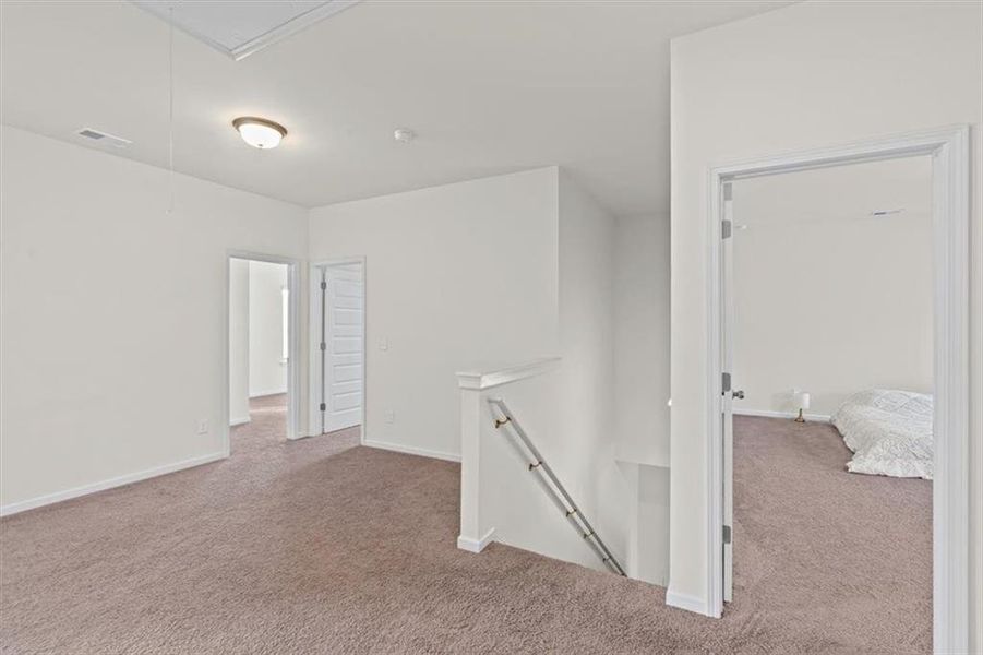Spacious, unfurnished interior of a new home in Emerald Oaks Estates, Rome (Image 22).