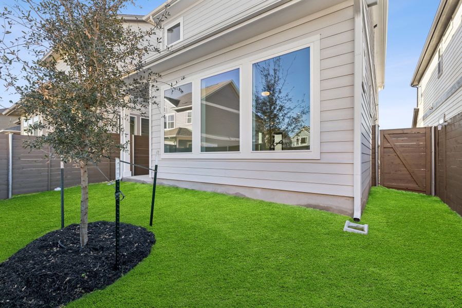 Exterior details and patio area of a home in Double Creek Crossing, Round Rock (Image 3). Exterior details and patio area of a home in Double Creek Crossing, Round Rock (Image 3).