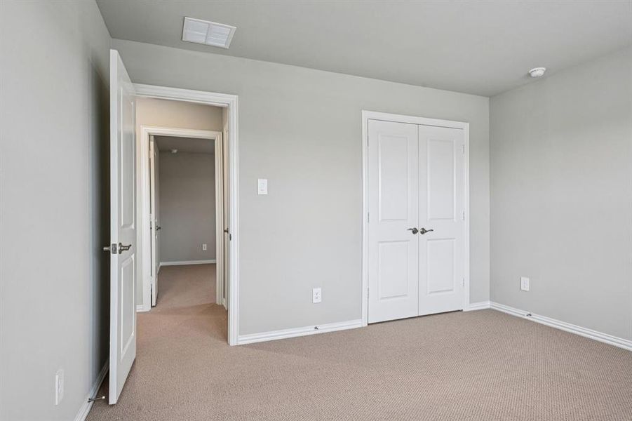 Spacious, unfurnished interior of a new home in Parks at Foster Crossing - Signature Series, Anna (Image 38).