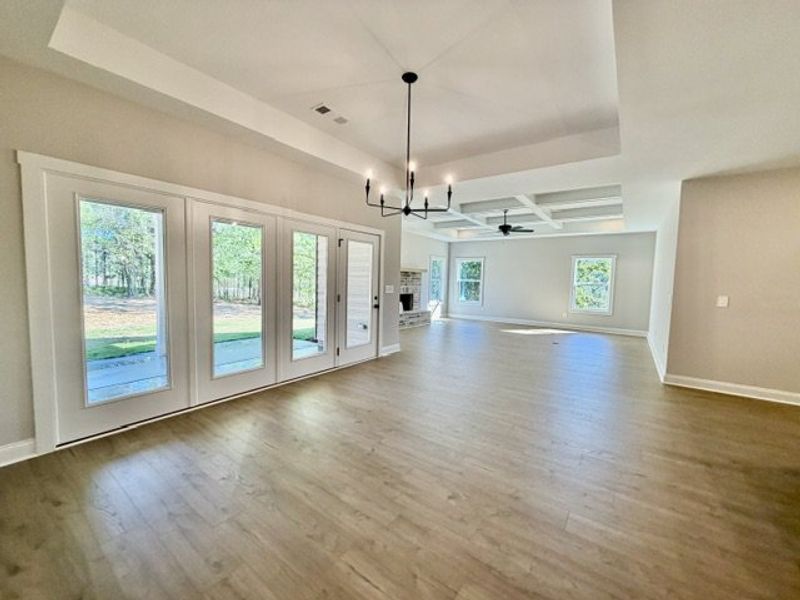 Spacious, unfurnished interior of a new home in Lakefield, Palmetto (Image 11). Spacious, unfurnished interior of a new home in Lakefield, Palmetto (Image 11).