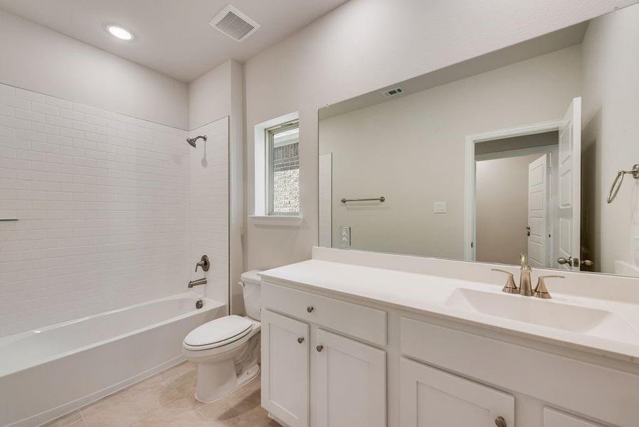 Furnished interior view inside a new home in Bayside, Rowlett (Image 13).