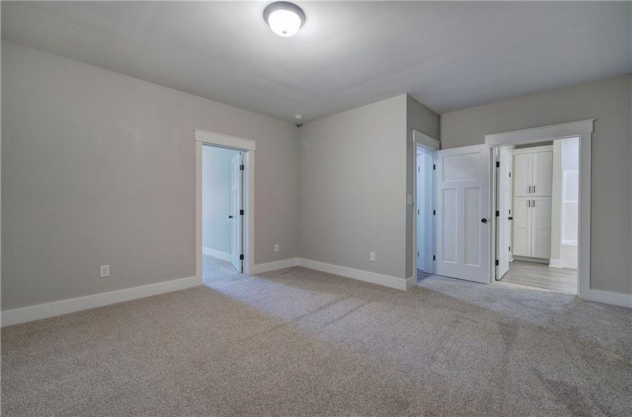 Spacious, unfurnished interior of a new home in , Cartersville (Image 26).