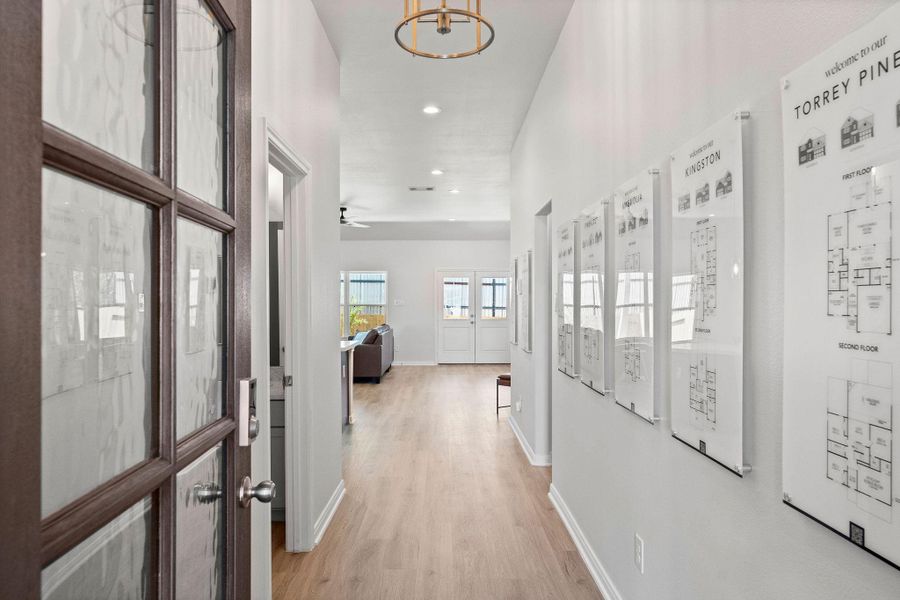 Furnished interior view inside a new home in Lexington Heights 50', Willis (Image 11).