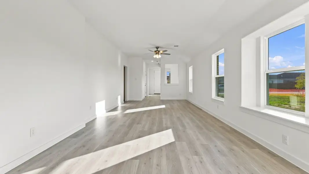 Horizon Floor Plan - Representative Photo