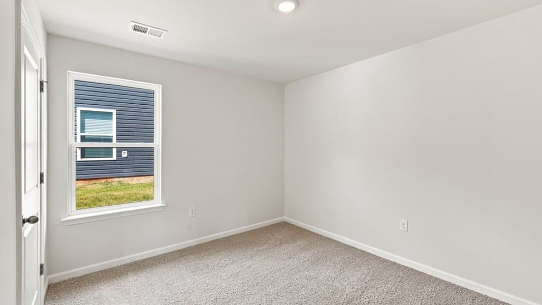 Spacious, unfurnished interior of a new home in Tyger Pines, Moore (Image 15).