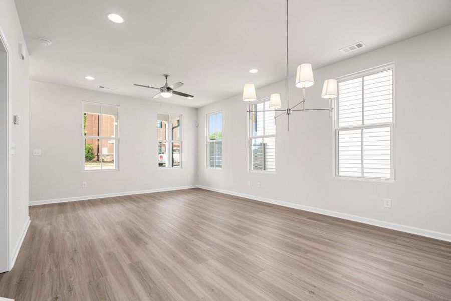 Spacious, unfurnished interior of a new home in , Auburn (Image 28).