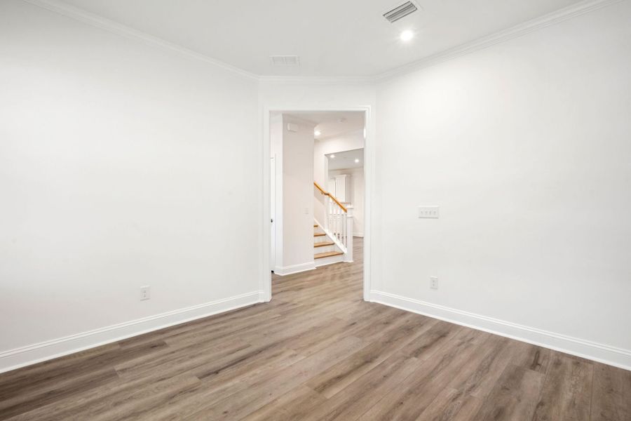 Spacious, unfurnished interior of a new home in Salem Bay, Beaufort (Image 38).