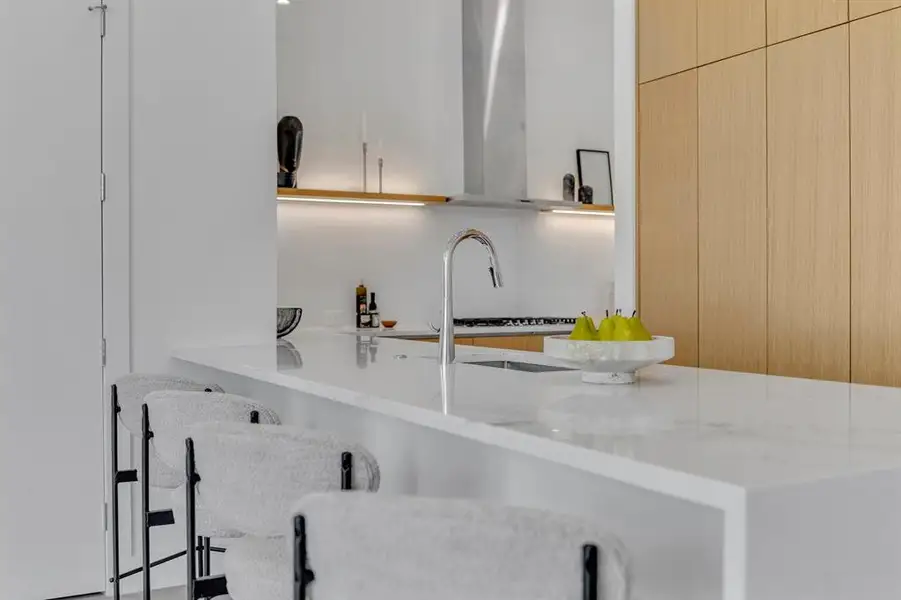 Furnished interior view inside a new home in , Dallas (Image 9).